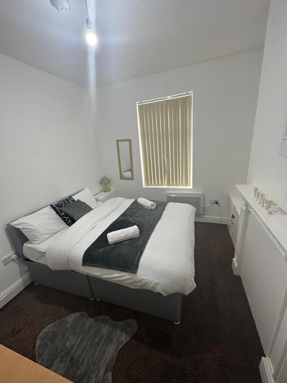 Dans Place Manchester Exterior photo